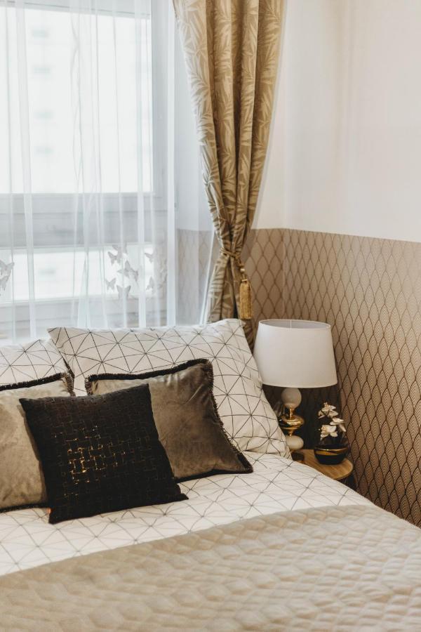 ורשה Clicktheflat Gdanski Center Prestige Apart Rooms מראה חיצוני תמונה